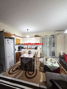 Αγία Σοφία - Μανιάτικα, Ταμπούρια - Αγία Σοφία (Πειραιάς)
