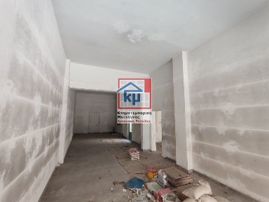 Κατάστημα, 66τ. μ.