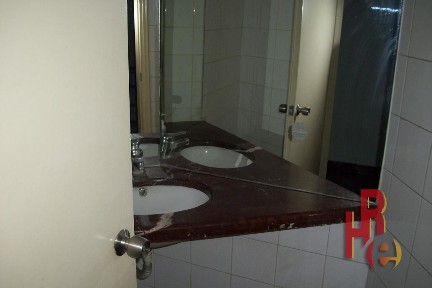 Κατάστημα, 48τ. μ.