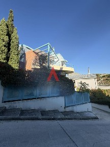 Βίλα, 555τ. μ.