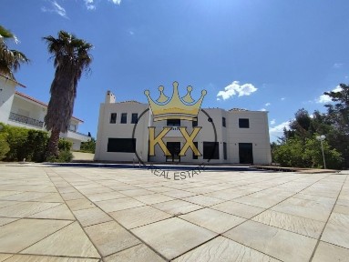 Βίλα, 840τ. μ.