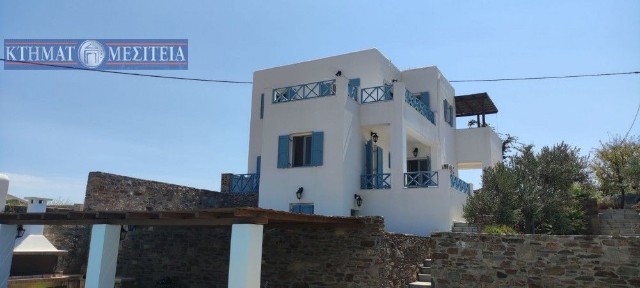 Ποσειδωνία, Σύρος (Κυκλάδες)