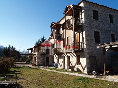 Συγκρότημα διαμερισμάτων, 390τ. μ.