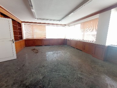 Γραφείο, 300τ. μ.