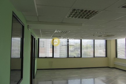 Γραφείο, 550τ. μ.