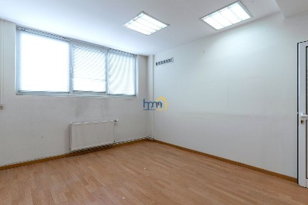 Γραφείο, 250τ. μ.