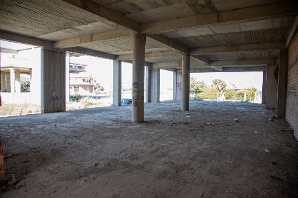 Κτίριο, 855τ. μ.
