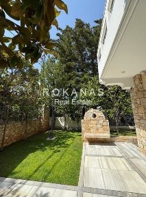 Καστρί - Πολιτεία, Νέα Ερυθραία (Αθήνα - Βόρεια Προάστια), Λόφου 17, Νέα Ερυθραία 14671
