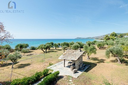 Βίλα, 450τ. μ.