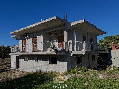 Κτίριο, 229τ. μ.