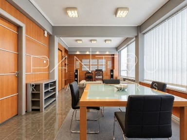 Γραφείο, 75τ. μ.