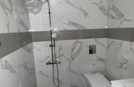 Κτίριο, 475τ. μ.