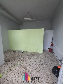 Κατάστημα, 32τ. μ.