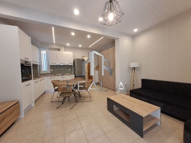 Studio / Γκαρσονιέρα, 50τ. μ.
