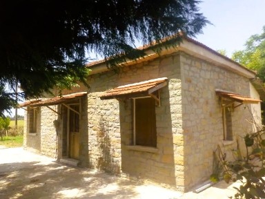 Μονοκατοικία, 75τ. μ.