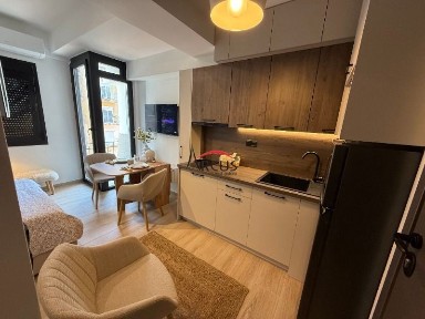 Studio / Γκαρσονιέρα, 28τ. μ.