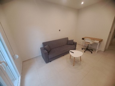 Studio / Γκαρσονιέρα, 50τ. μ.