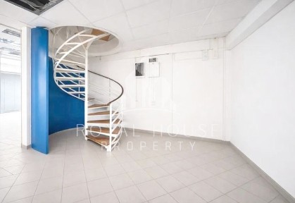 Κατάστημα, 221τ. μ.