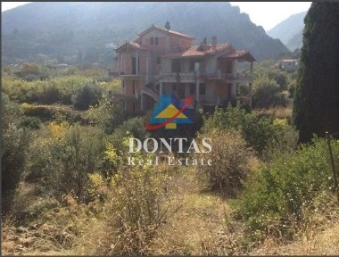 Μονοκατοικία, 360τ. μ.
