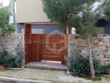 Πολιτεία, Κηφισιά (Αθήνα - Βόρεια Προάστια)