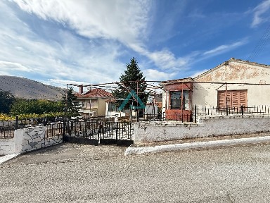 Μονοκατοικία, 53τ. μ.