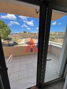 Κτίριο, 300τ. μ.