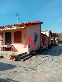 Συγκρότημα διαμερισμάτων, 400τ. μ.