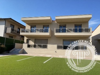 Παραλία Καλυβίων, Πολύγυρος (Χαλκιδική)