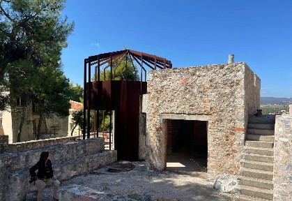 Μονοκατοικία, 283τ. μ.