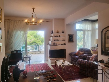 Μονοκατοικία, 240τ. μ.