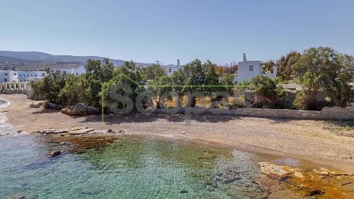 Κτίριο, 105τ. μ.