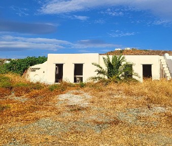 Κτίριο, 270τ. μ.