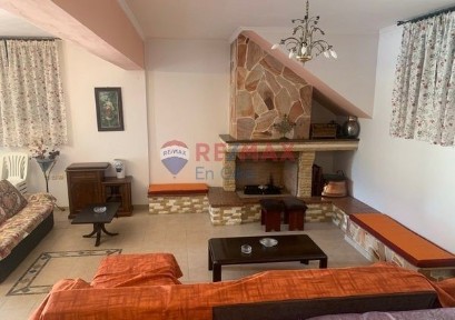 Μονοκατοικία, 360τ. μ.