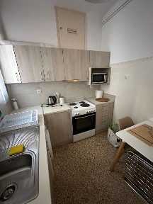 Κέντρο, Ζωγράφου (Αθήνα - Νότια Προάστια), Ζωγράφου Γ. 2, Ζωγράφου 15772