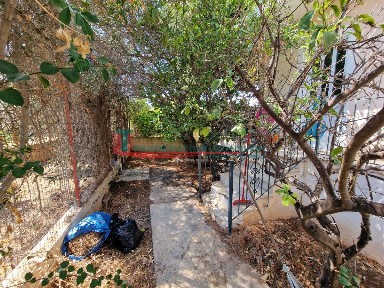 Μονοκατοικία, 70τ. μ.