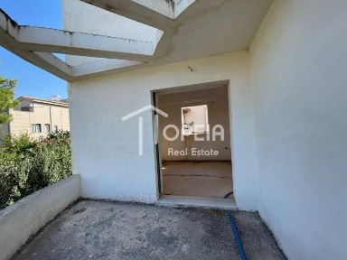 Μονοκατοικία, 310τ. μ.
