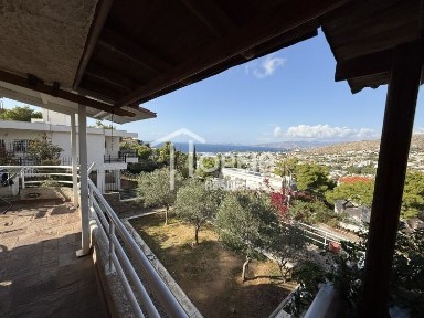 Μονοκατοικία, 310τ. μ.