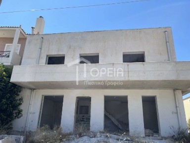 Κτίριο, 1000τ. μ.
