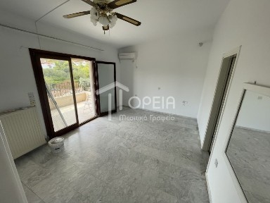 Μονοκατοικία, 265τ. μ.