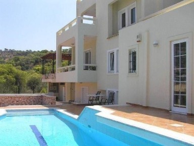 Κτίριο, 750τ. μ.