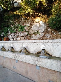 Μονοκατοικία, 600τ. μ.
