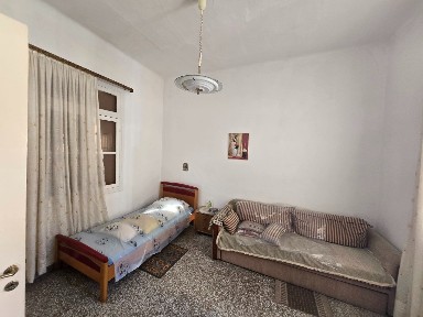 Μονοκατοικία, 145τ. μ.