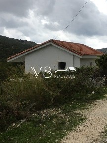 Μονοκατοικία, 65τ. μ.