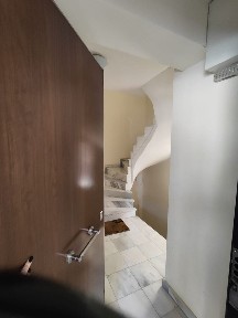Κτίριο, 450τ. μ.