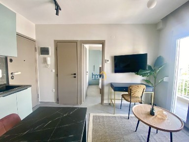 Studio / Γκαρσονιέρα, 32τ. μ.
