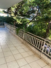 Γραφείο, 200τ. μ.