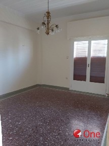 Κτίριο, 280τ. μ.