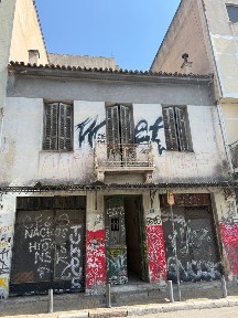 Κτίριο, 220τ. μ.