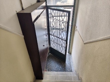 Κτίριο, 400τ. μ.