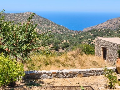 Μονοκατοικία, 33τ. μ.